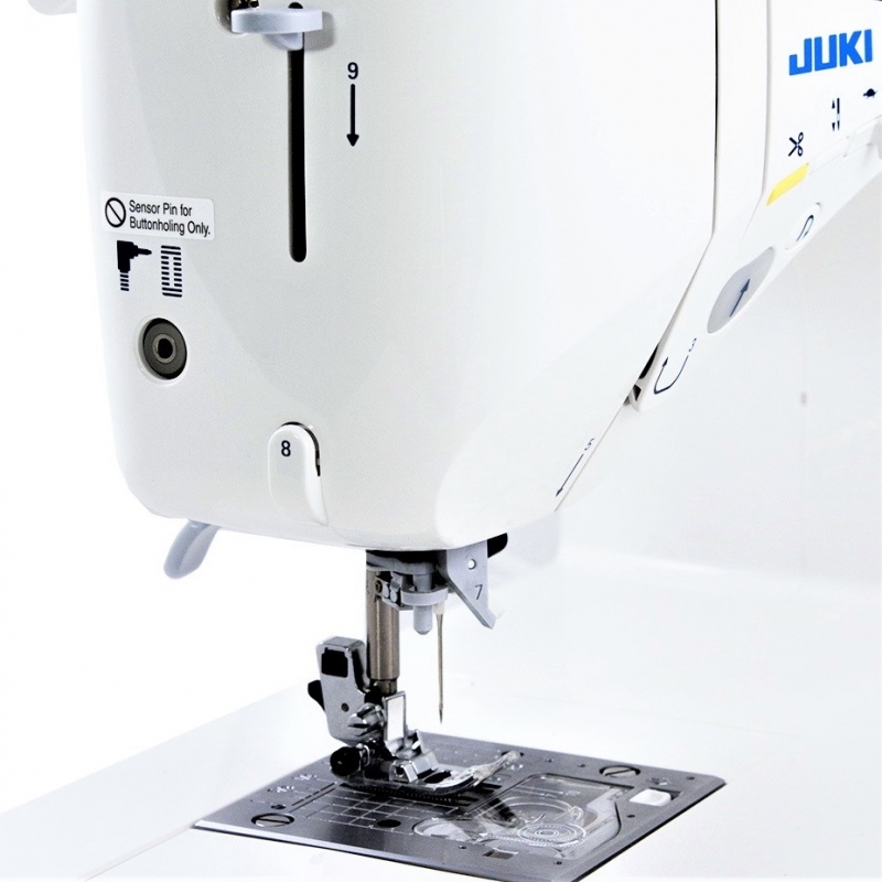 Швейная машина Juki QM-700 QUILT MAJESTIC