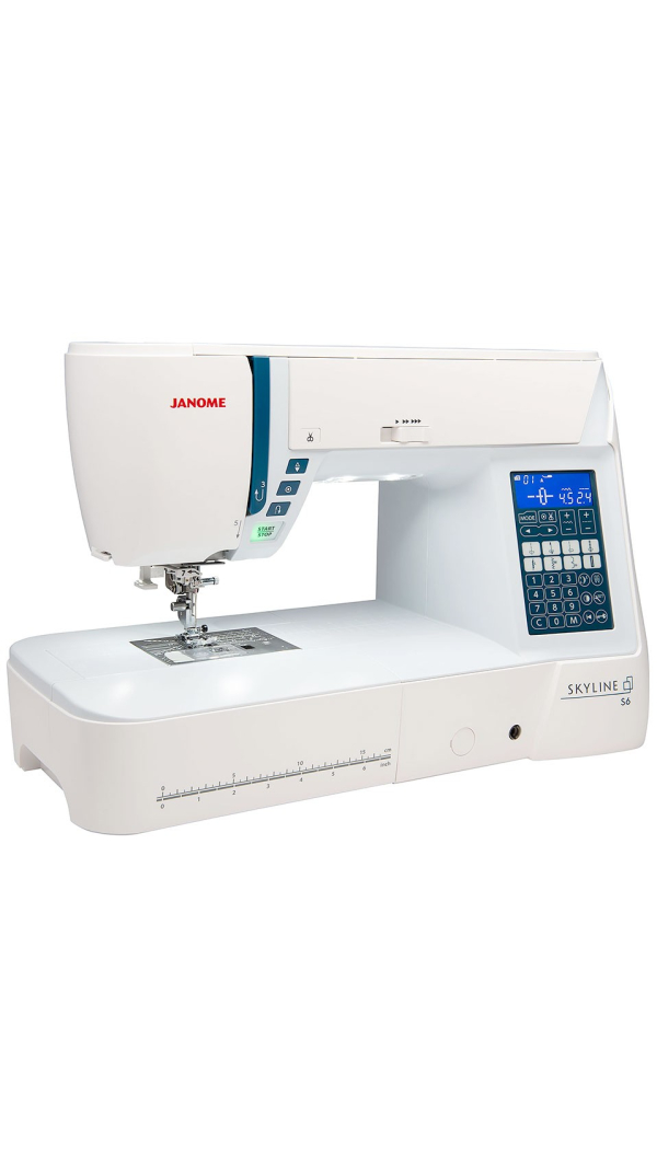 Швейная машина Janome Skyline S6