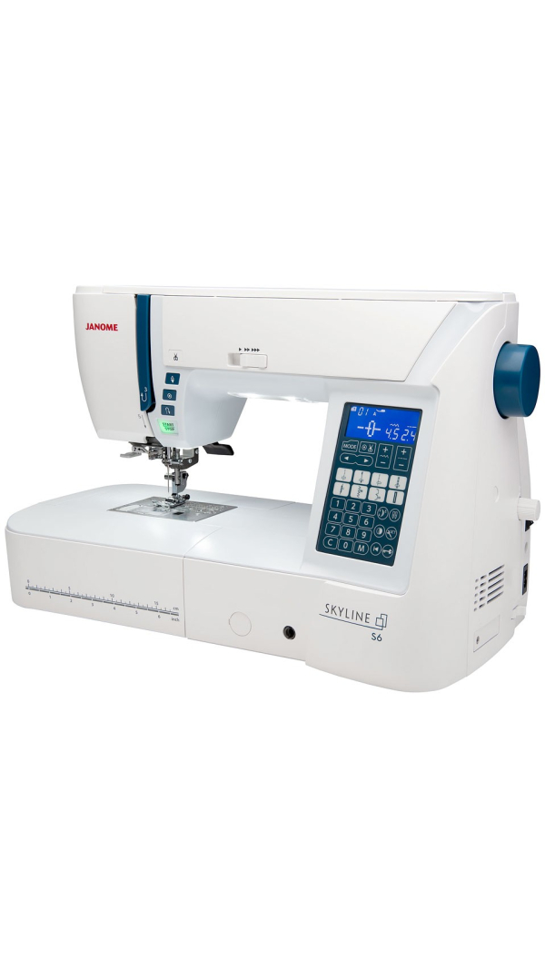 Швейная машина Janome Skyline S6