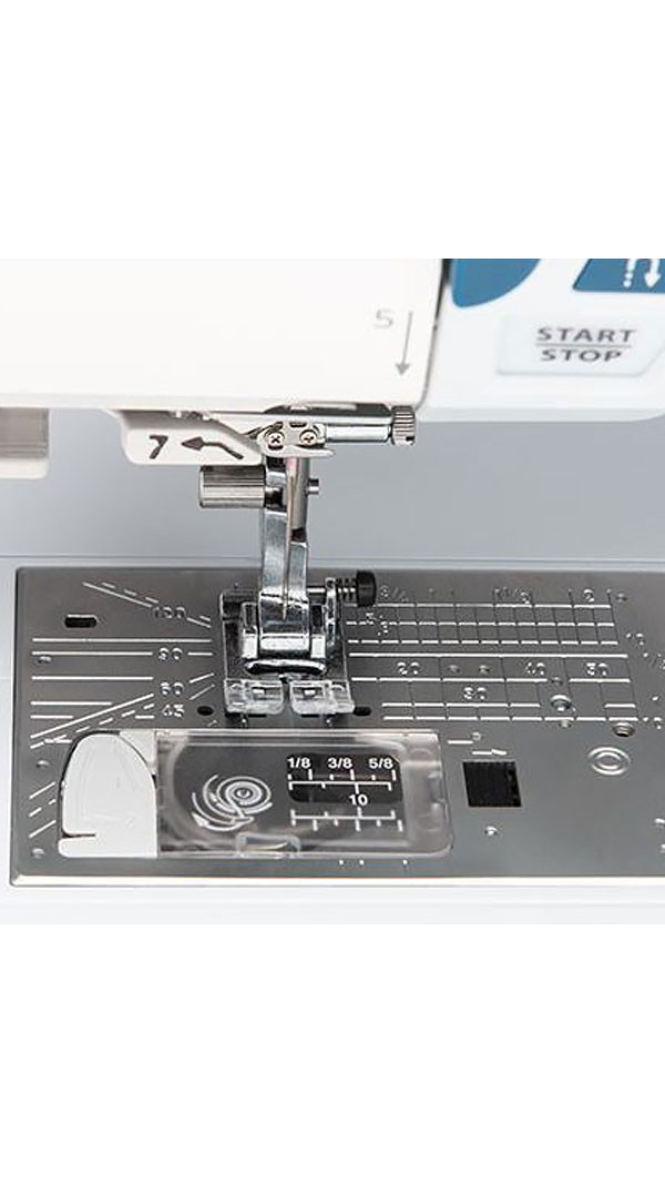 Швейная машина Janome Skyline S6