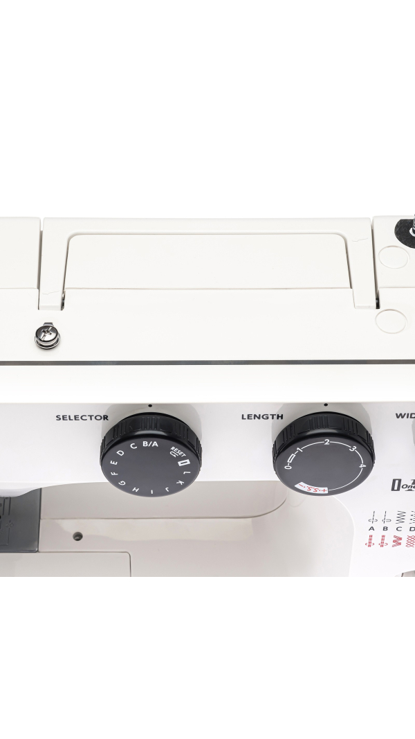 Швейная машина Janome Q33