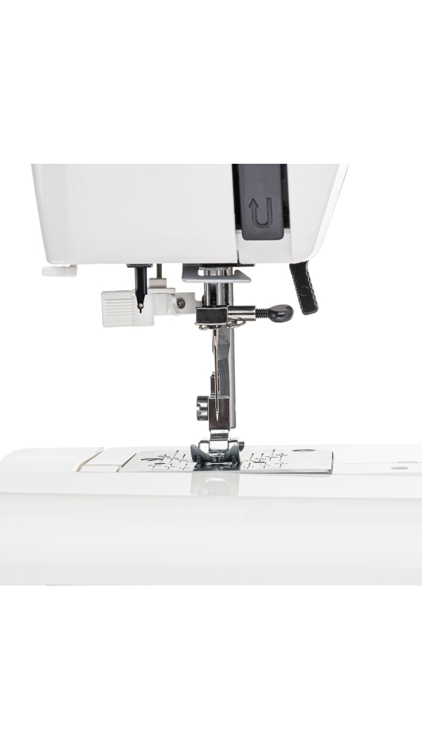 Швейная машина Janome Q33