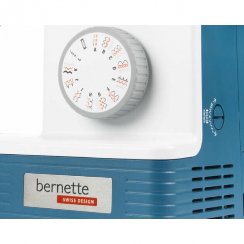 Швейная машина Bernina Bernette B05 Academy
