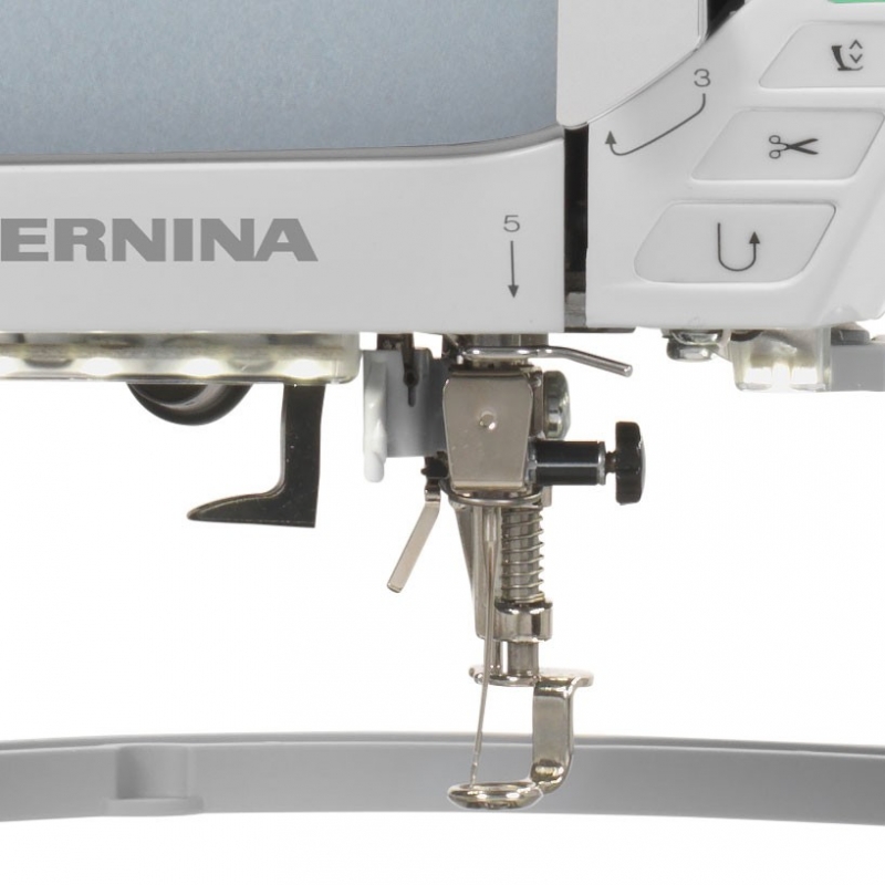 Швейно-вышивальная машина Bernina B 570 QE
