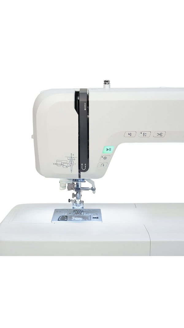 Уценка! Швейная машина Necchi Creator C700