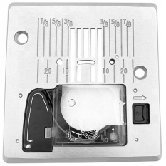 Игольная пластина для швейных машин Bernette B77/B79 фото