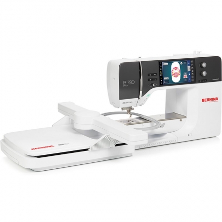 Швейно-вишивальна машина Bernina 790 Pro East