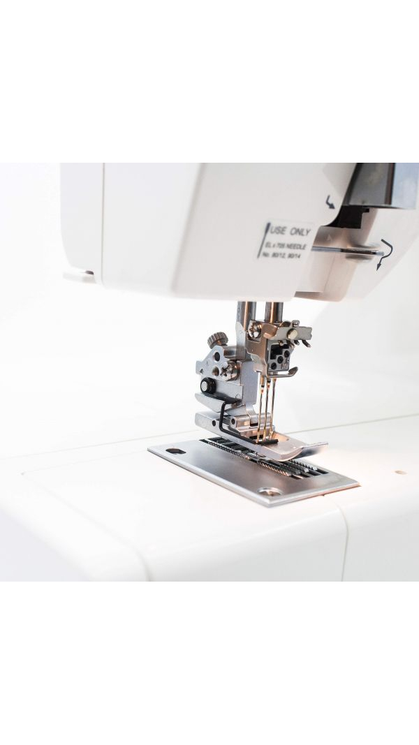 Розпошивальна машина JANOME Cover Pro 8800 CPX
