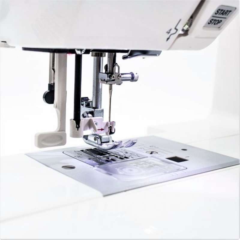 Швейна машина JANOME Quality Fashion 7900