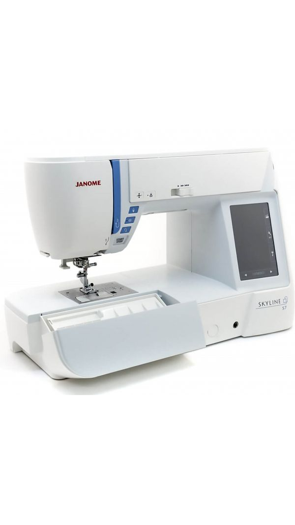 Швейная машина JANOME Skyline S7
