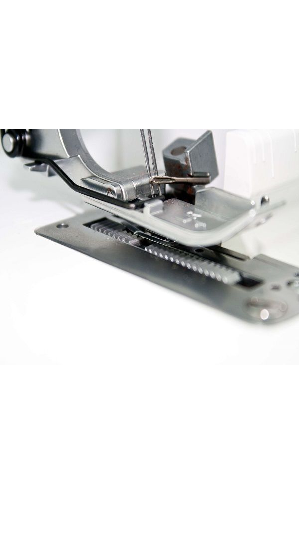 Оверлок BROTHER 655D
