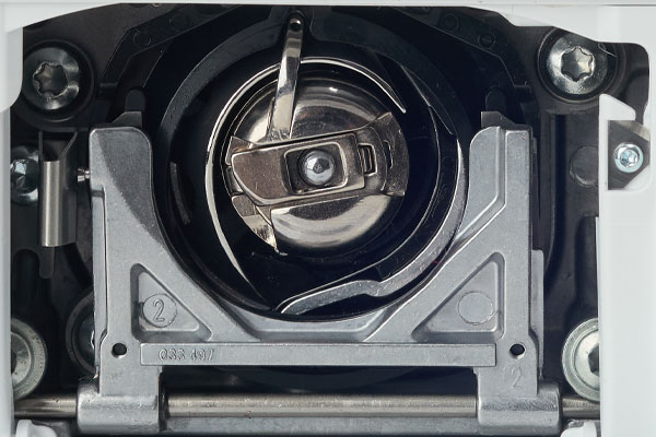 Bernina B 335